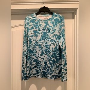 Men’s sun protection shirt.